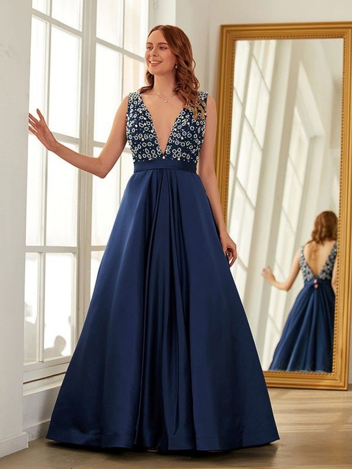 A-Line/Princess Satin Beading V-neck Sleeveless Sweep Train Dresses