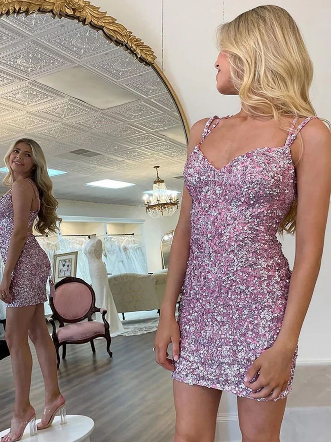 Sheath/Column Sparkly Sequin Open Back Tight Short Homecoming Dress