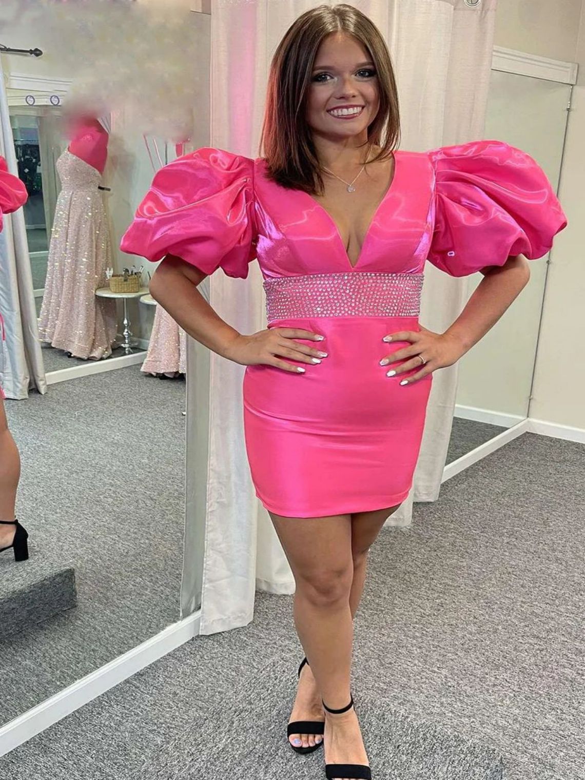 Empire Sparkly Puff Sleeves Tight Short Homecoming Dress with Beading