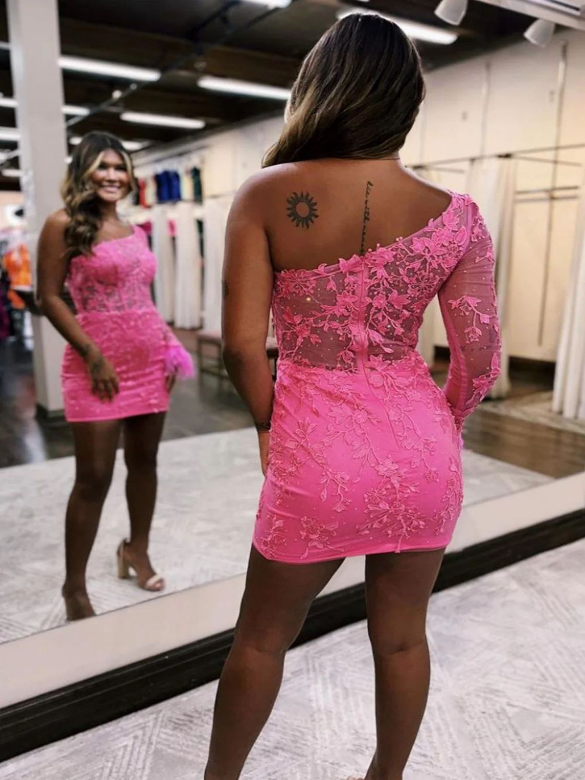 Sheath/Column Lace One Shoulder Short Homecoming Dress with Feather