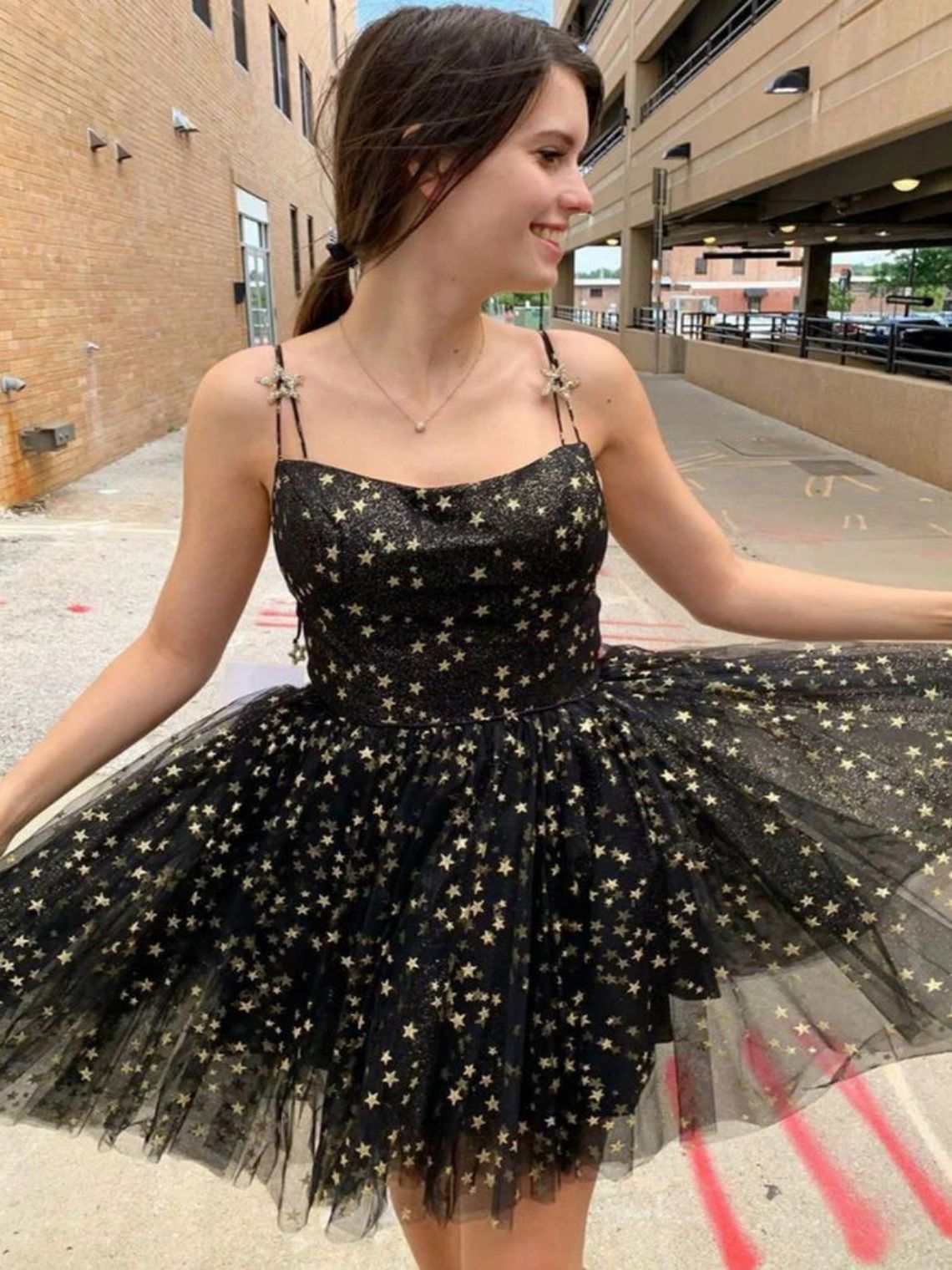 A-Line Spaghetti Straps Short Black Party Tulle Homecoming Dresses