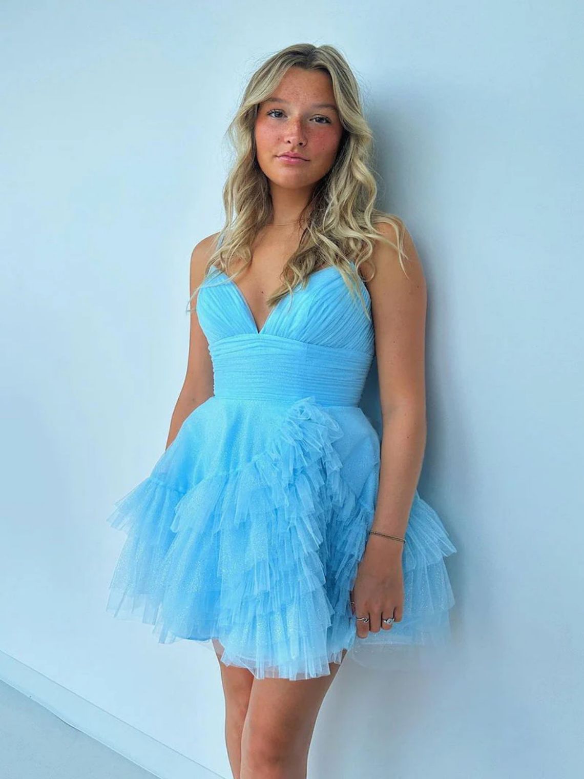 Short/Mini A-Line V Neckline Sparkling Homecoming Dress