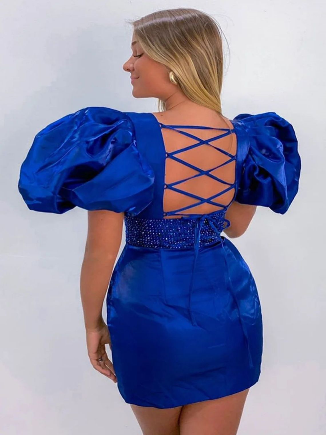 Empire Sparkly Puff Sleeves Tight Short Homecoming Dress with Beading