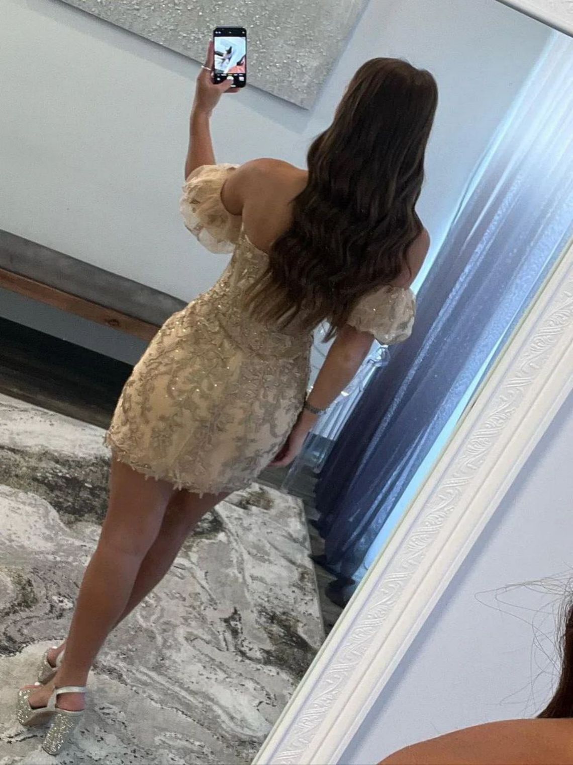 Sheath/Column Lace Strapless Homecoming Dress with Appliques