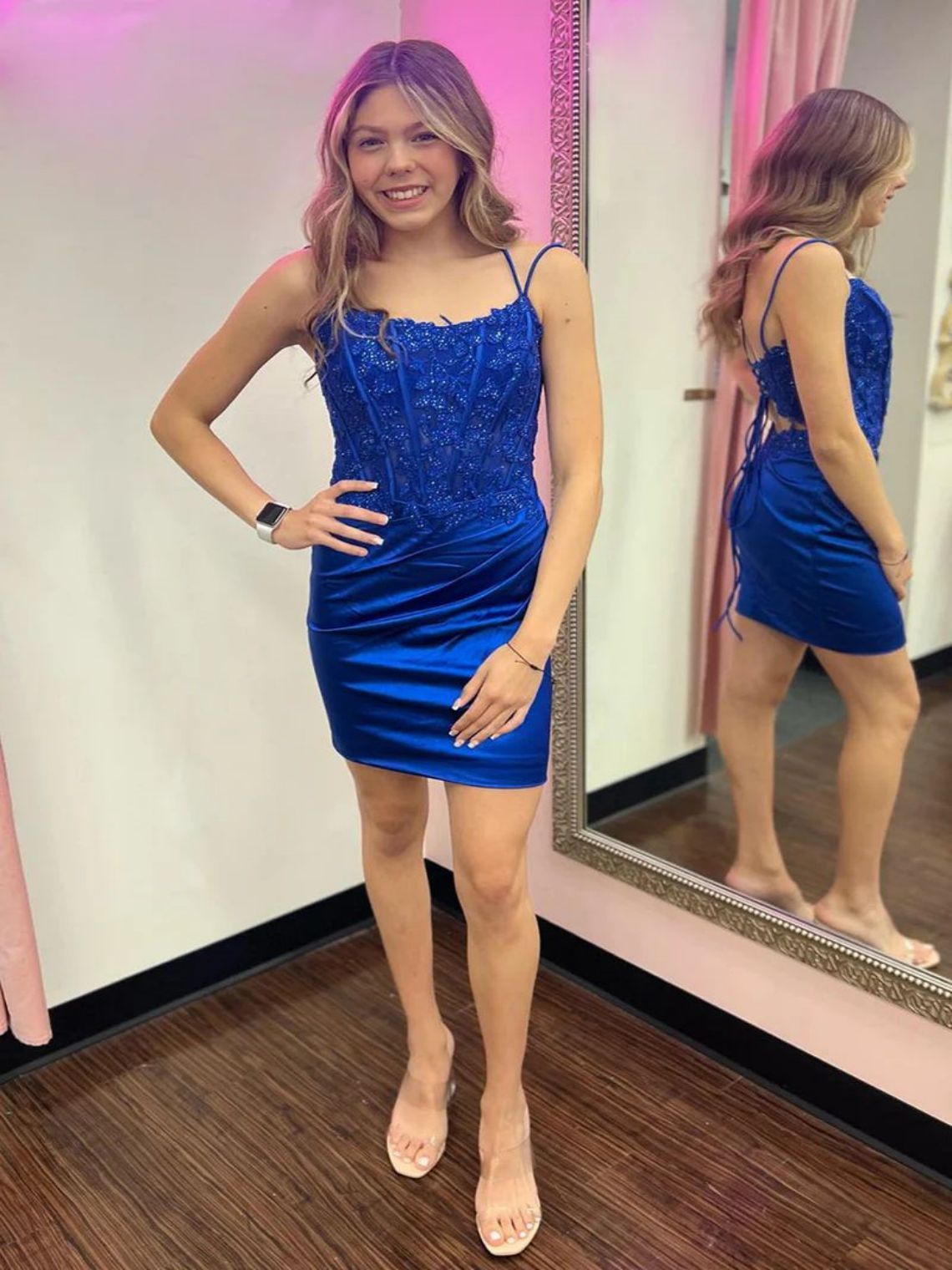 Sheath/Column Spaghetti Straps Corset Homecoming Dress with Appliques