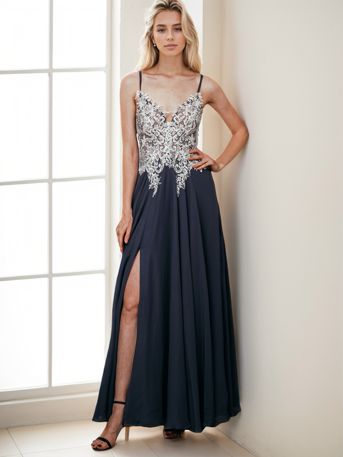 A-Line Evening Gown Sexy Prom Dresses Floor Length Slit Appliques