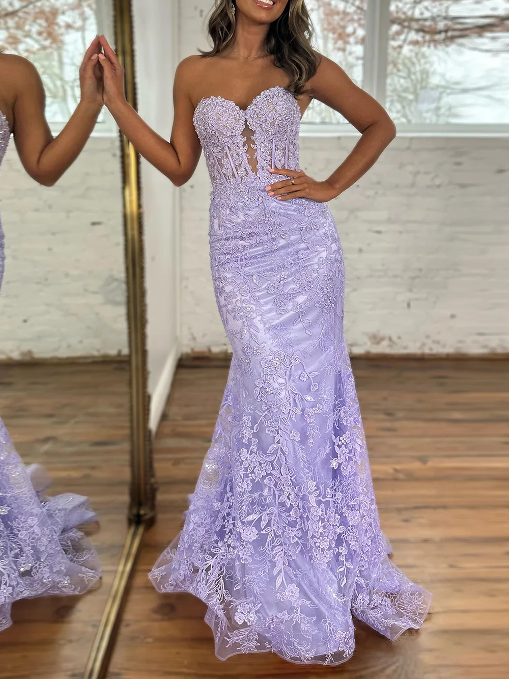 Sweetheart Mermaid Appliques Long Corset Prom Dress