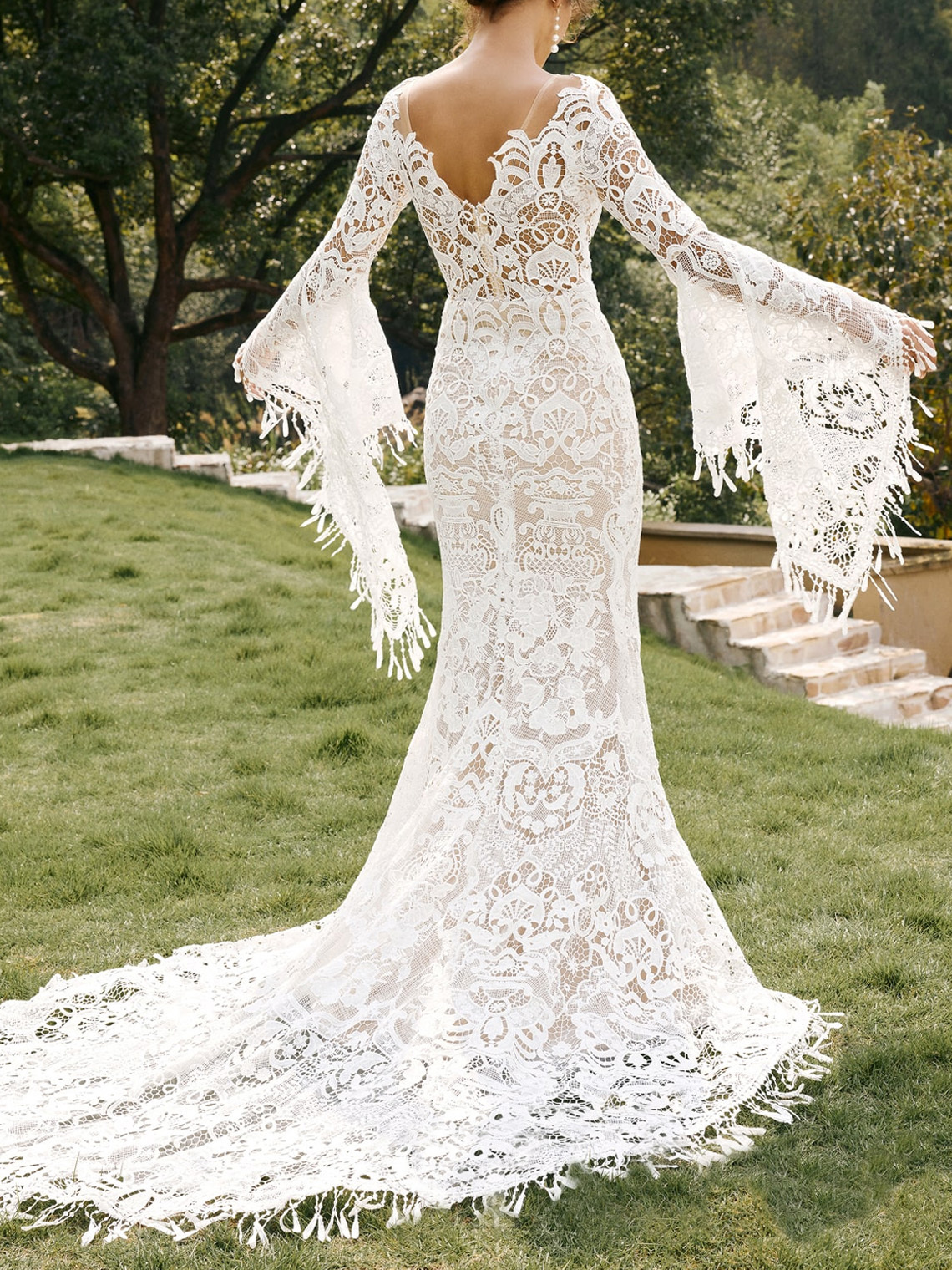 Mermaid Ivory Lace V Neck Long Sleeve Chapel Train Wedding Dresses