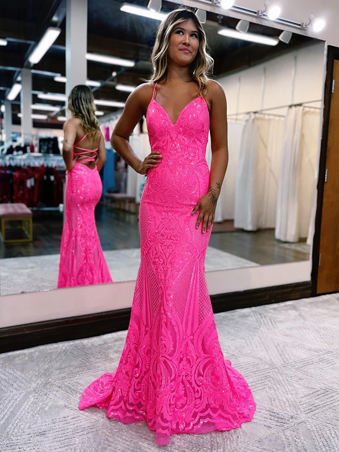 Sexy Mermaid Lace V Neck Sleeveless Lace Up Long Prom Dress