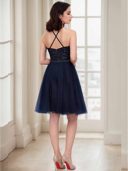 Dress A-line Halter Neck Knee Length Appliqued Sequins Homecoming Dress