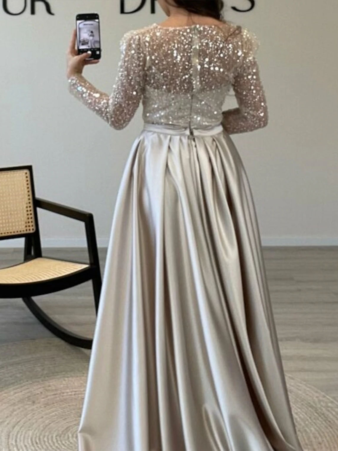 Mermaid Sequin Satin Long Sleeves with Pearls Long Evening Dress