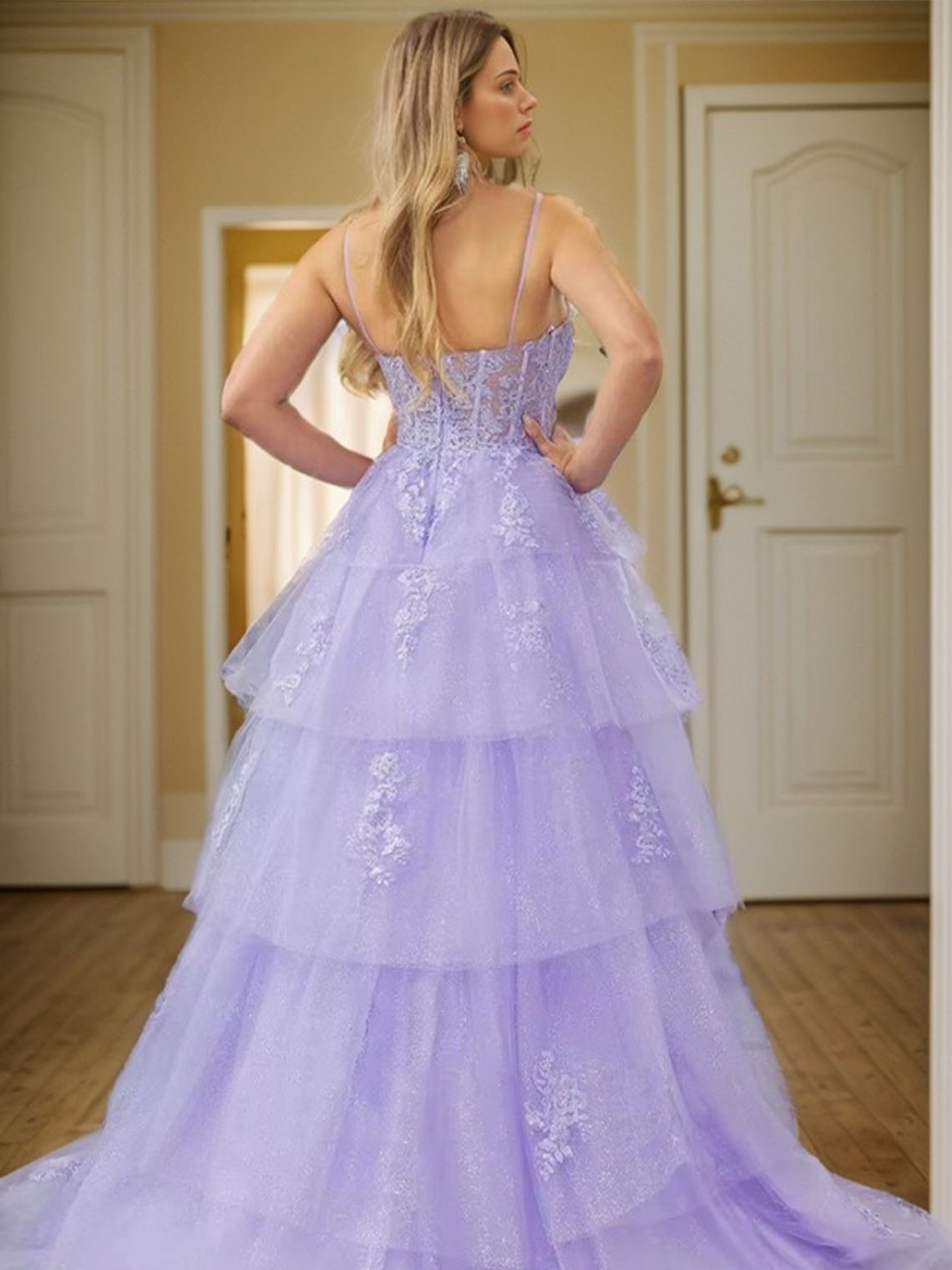 Lilac A-line Tulle Spaghetti Appliques With High Split Prom Dress