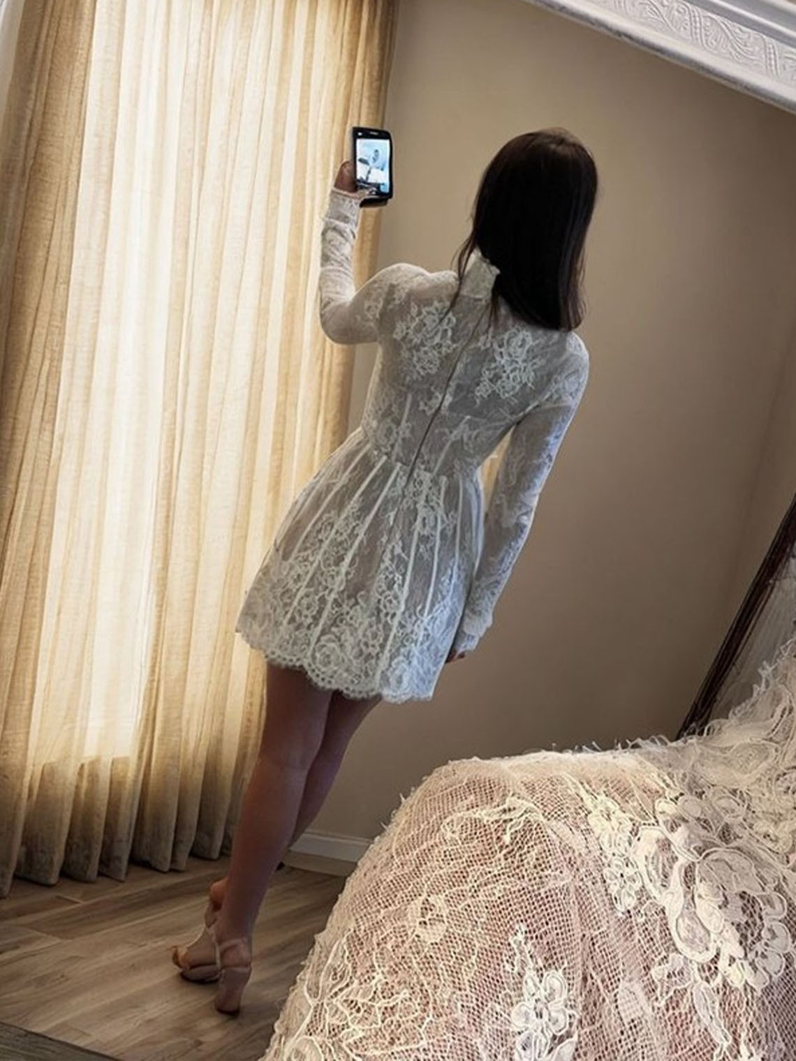 Ivory A line High Neck Long Sleeves Appliques Short Evening Dress