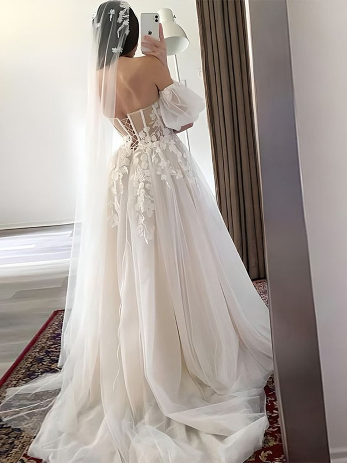 A line Tulle Sweetheart Short Sleeves With Appliques Wedding Dress