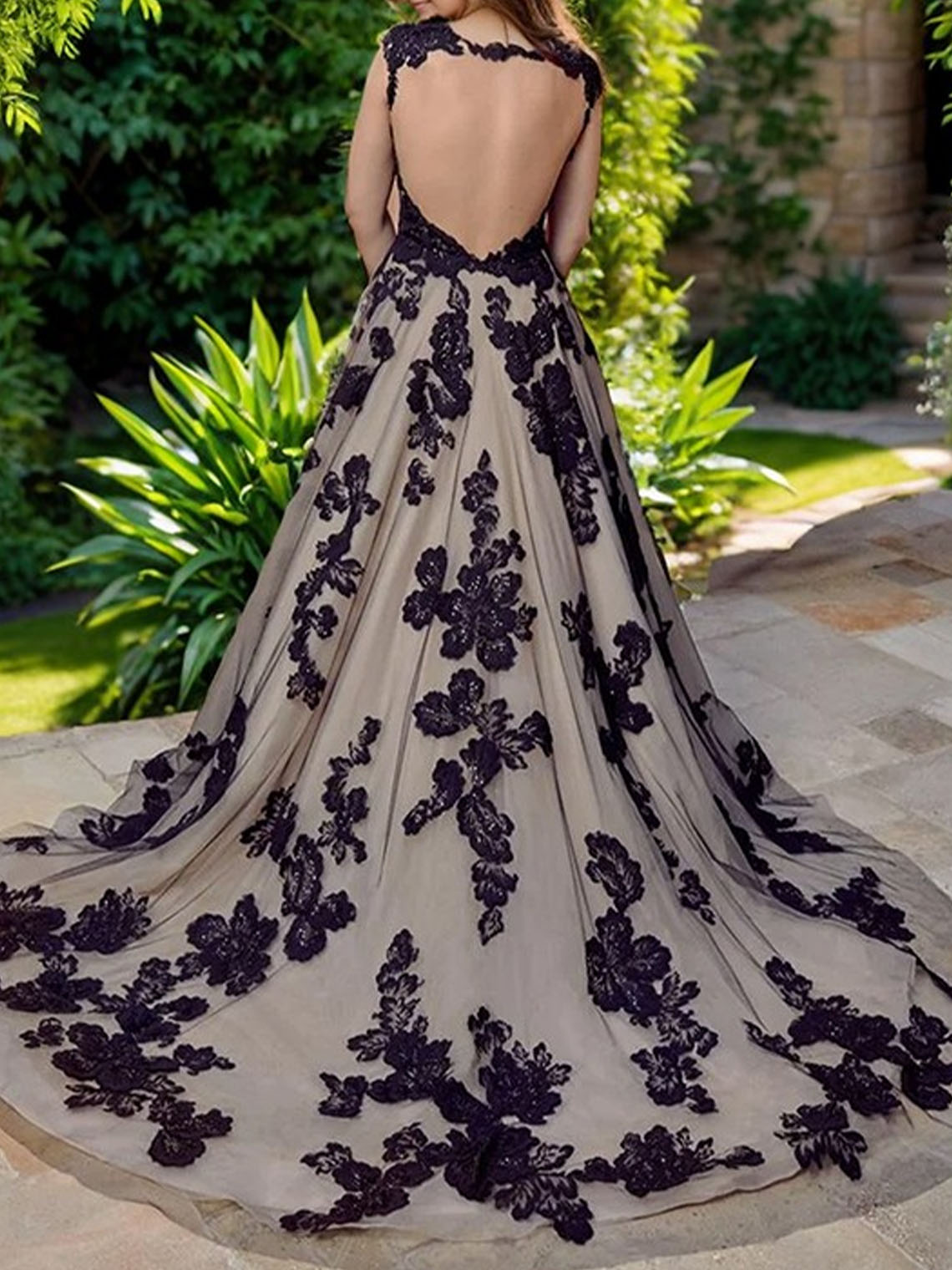 Ball Gown Lace V Neck Sleeveless Court Train Back Wedding Dresses