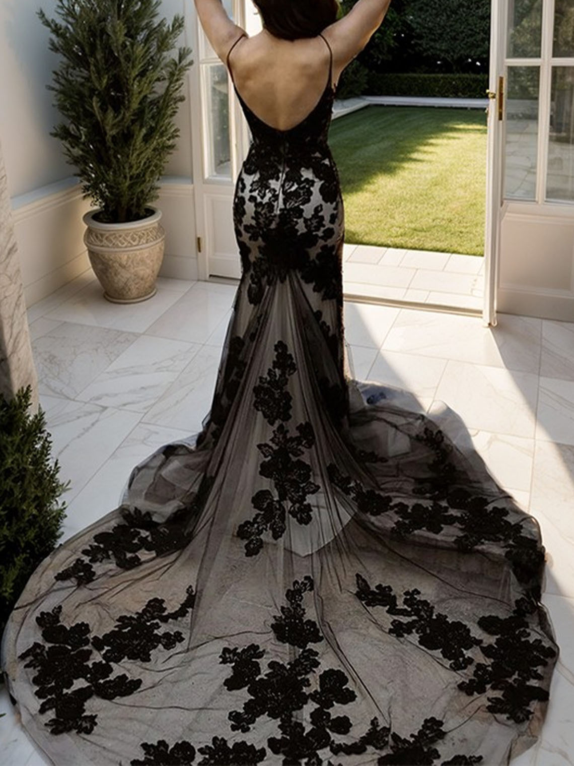 Mermaid Tulle Spaghetti V Neck Chapel Train Back Wedding Dresses