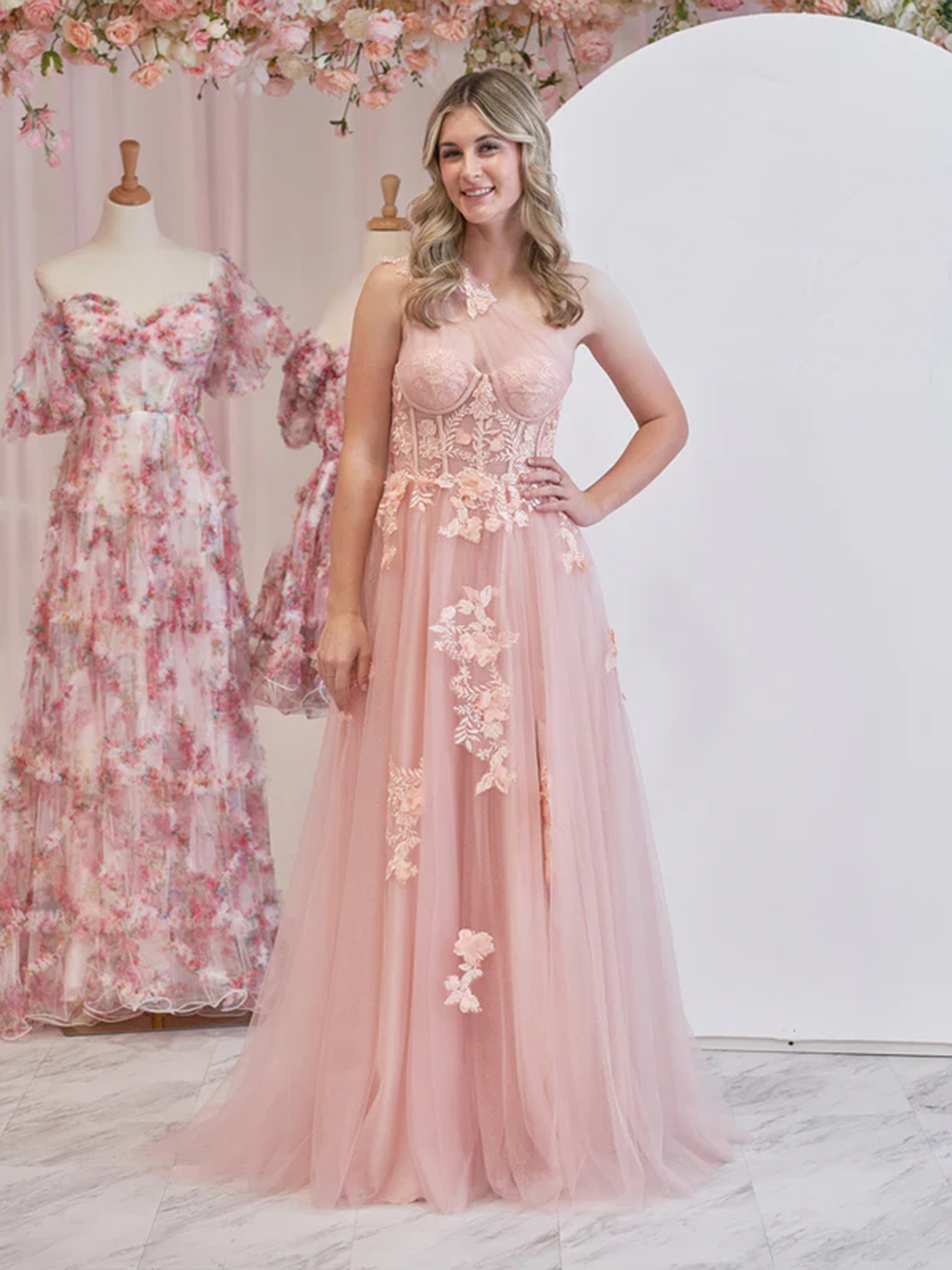 A Line Tulle One Shoulder Long Sleeveless with Appliques Prom Dress
