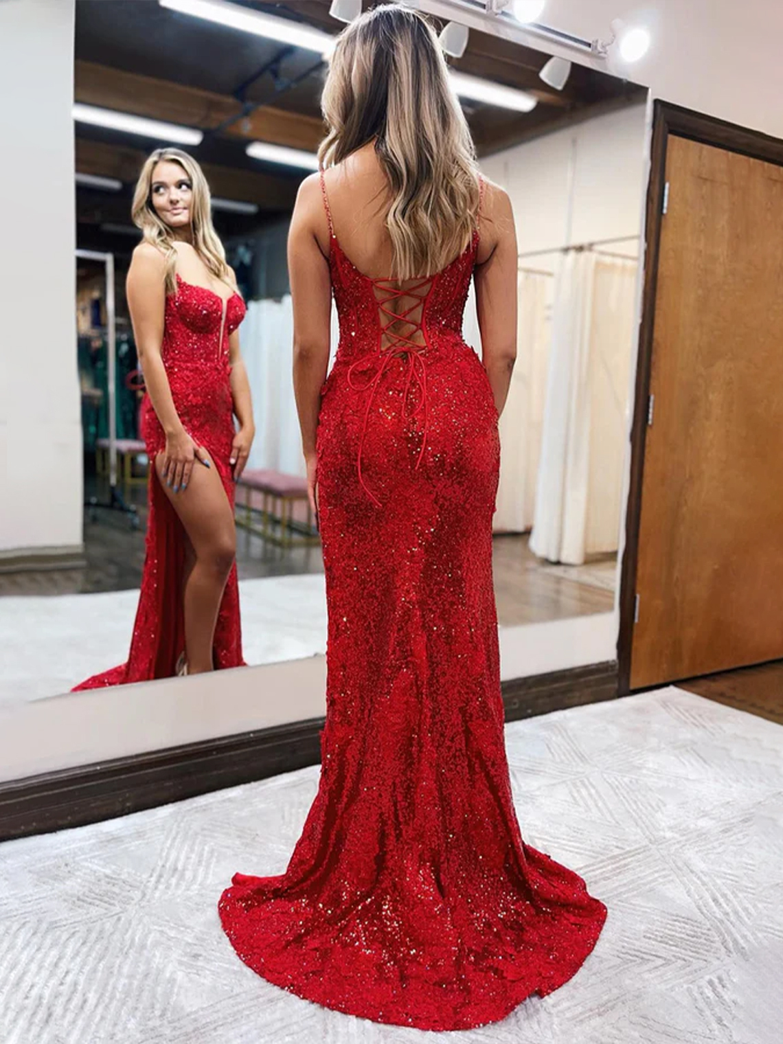 Mermaid Tulle Spaghetti Straps Appliques with Side Slit Prom Dress