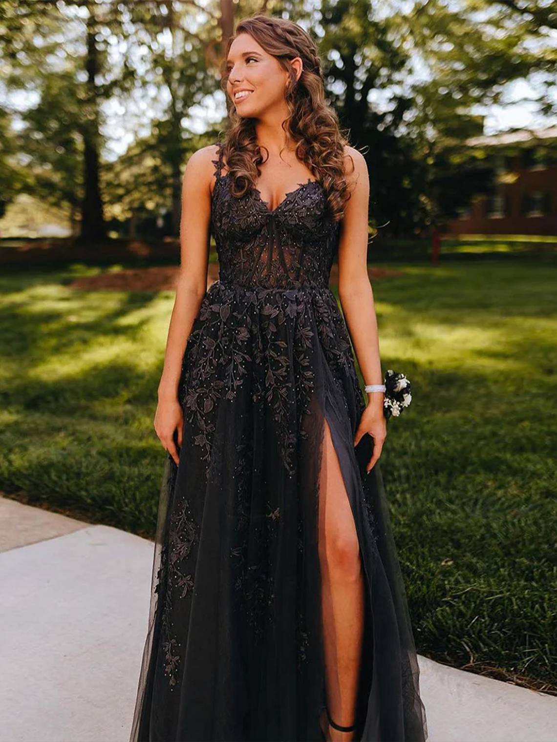 A-Line Tulle V-neck Off the Shoulder with Appliques Long Prom Dress