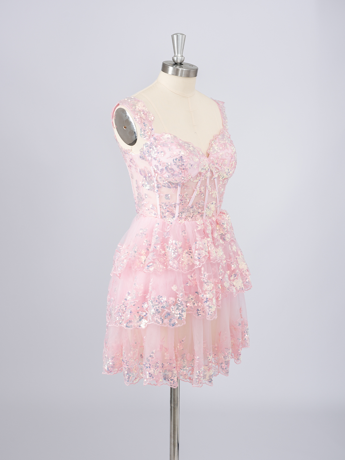 Pink A-Line Sweetheart Sequins Short With Appliques Homecoming Dress