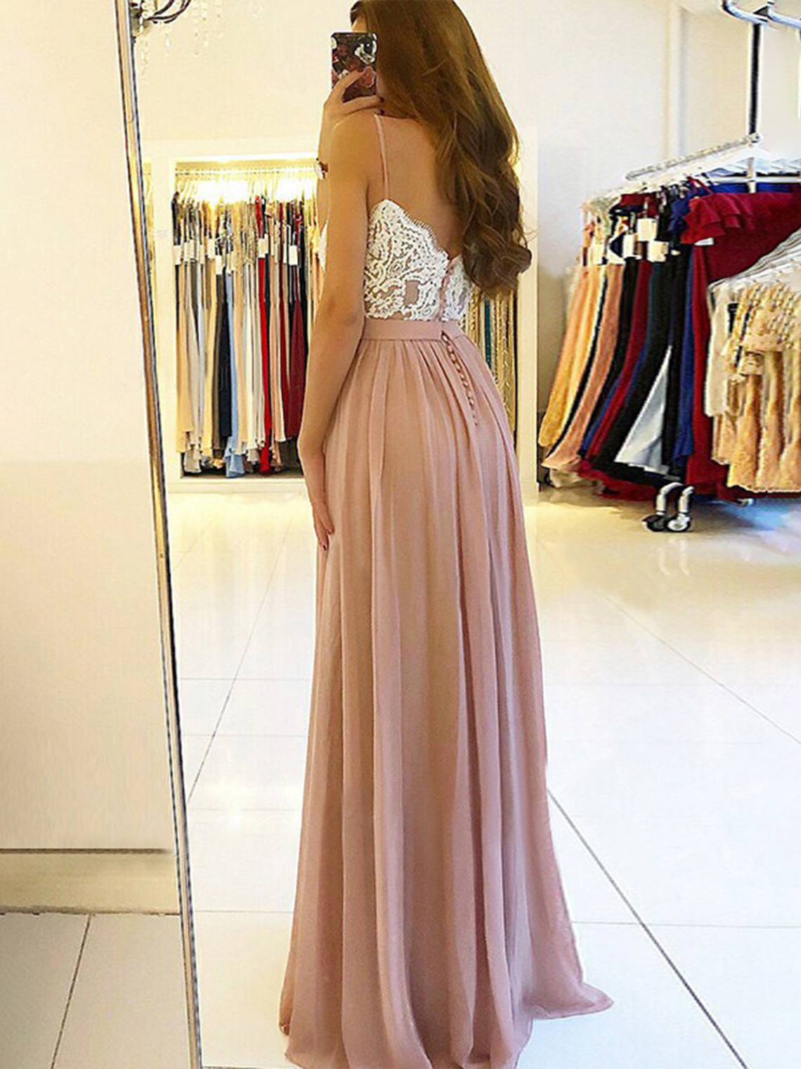 A-line/Princess Sleeveless Chiffon Prom Dress Split Appliqued
