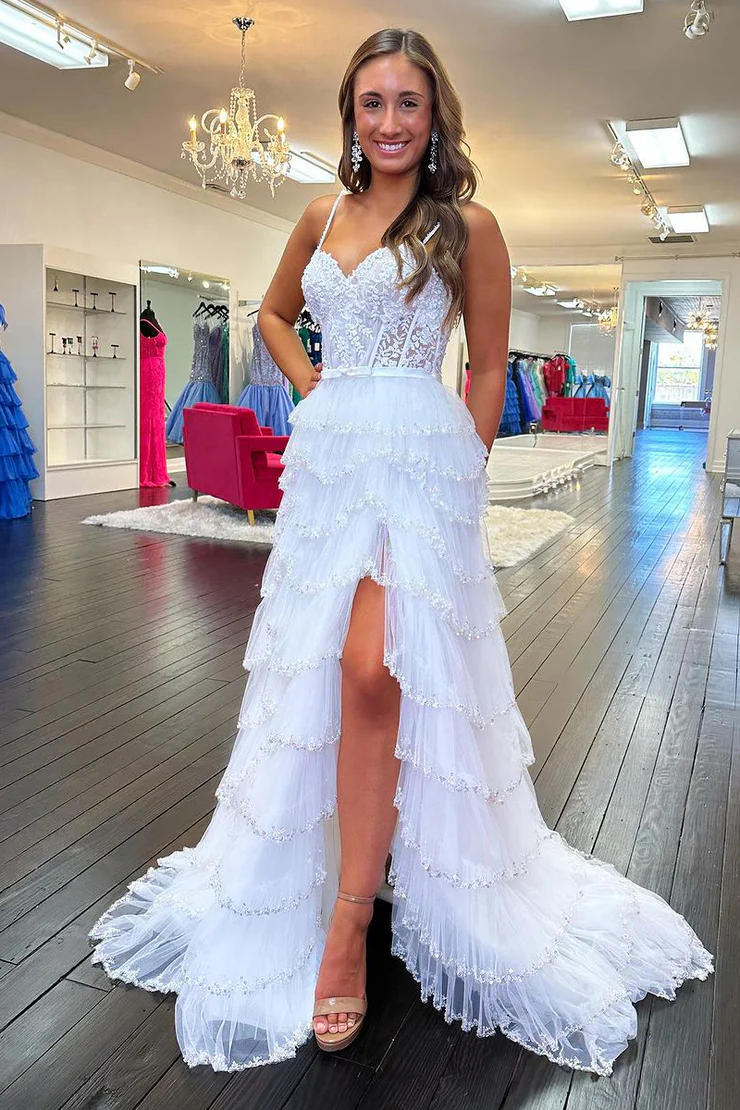 Tulle A-Line&Princess Lace Appliques Sweetheart Long Tiered Prom Dress