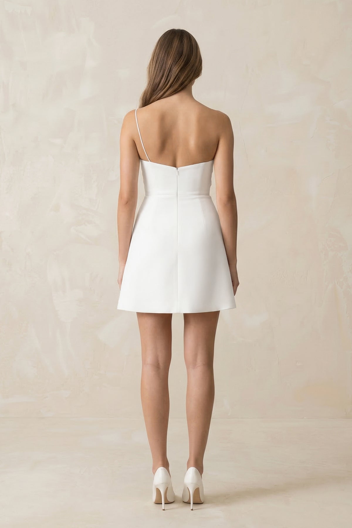 Bowknot Sheath Crepe Mini Wedding Dresses in White, product image 2