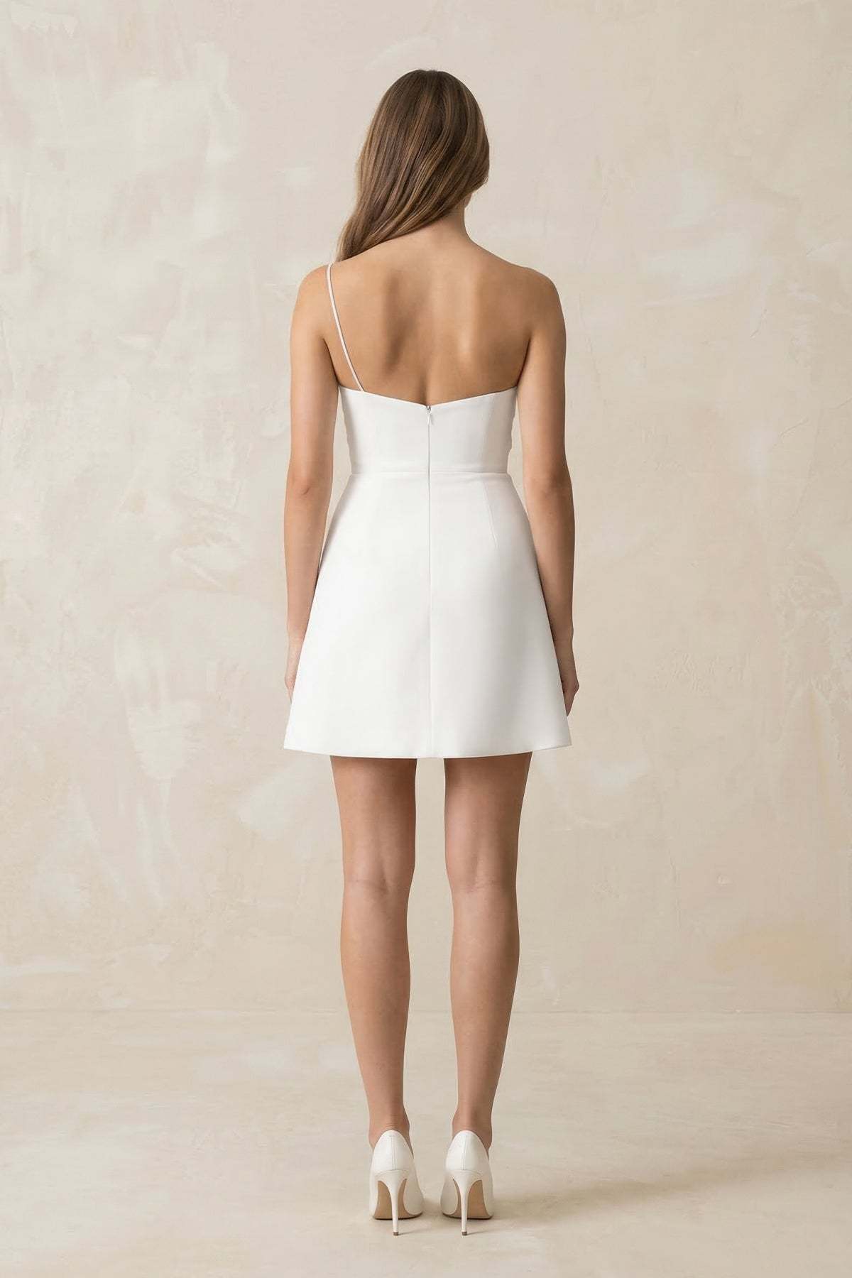 Bowknot Sheath Crepe Mini Wedding Dresses in White, product image 2