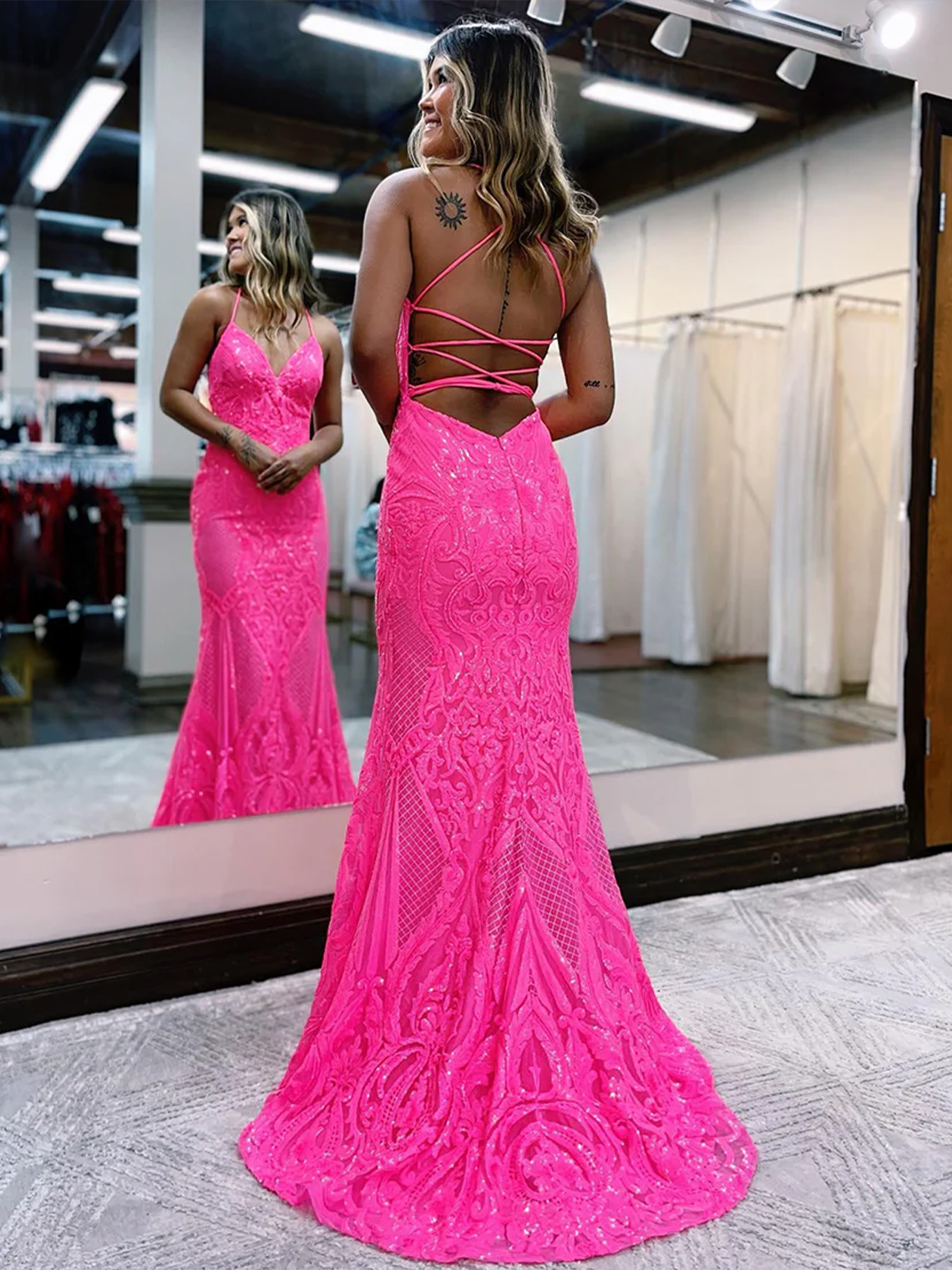 Sexy Mermaid Lace V Neck Sleeveless Lace Up Long Prom Dress