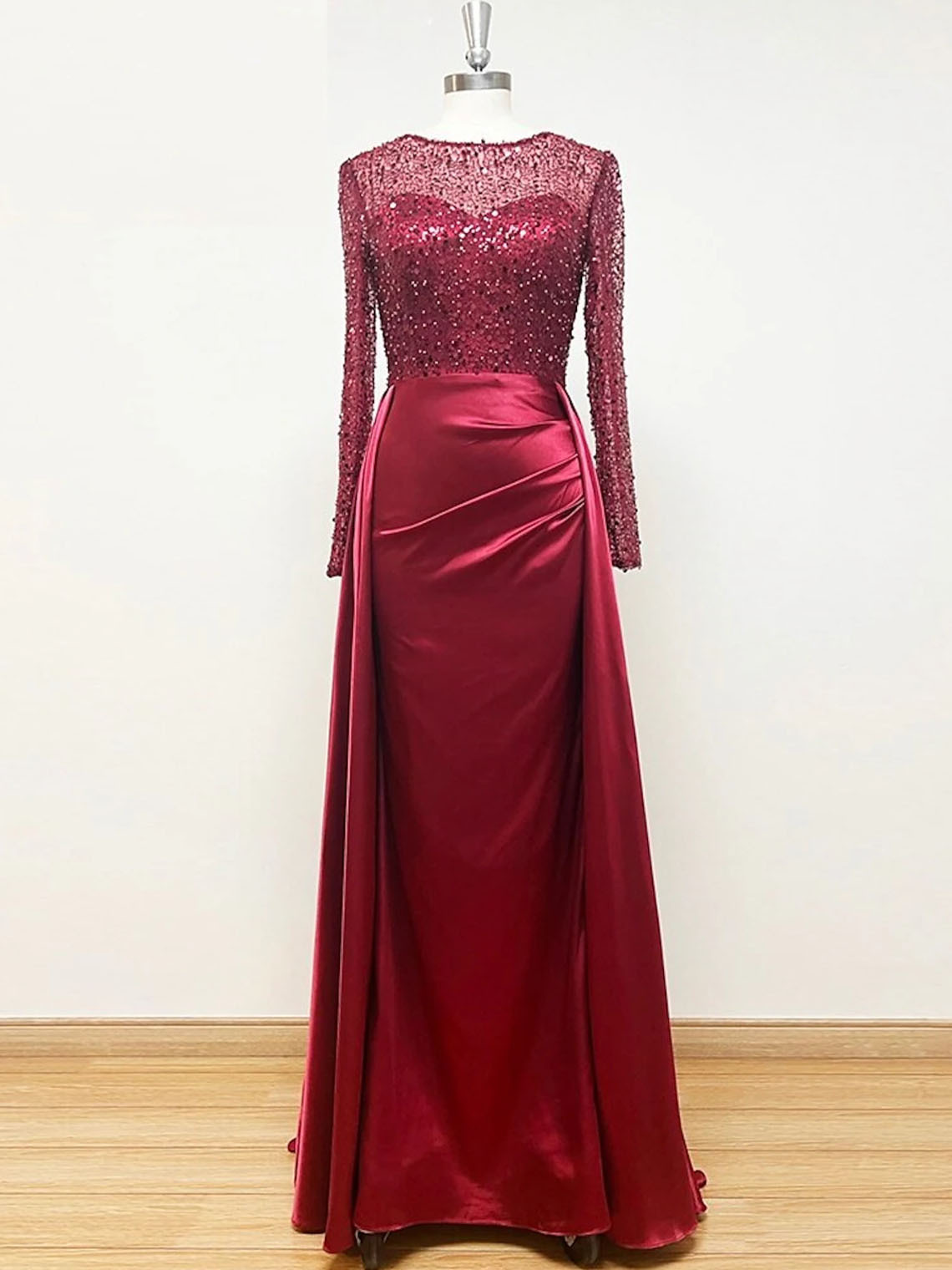 Mermaid Sequin Satin Long Sleeves with Pearls Long Evening Dress