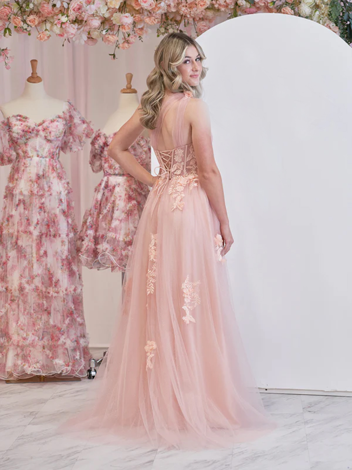 A Line Tulle One Shoulder Long Sleeveless with Appliques Prom Dress