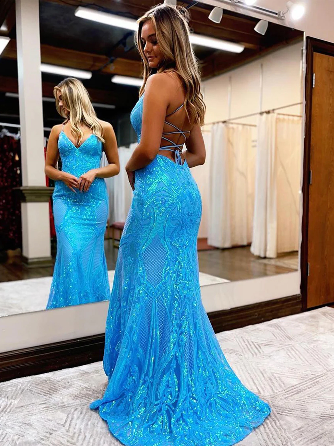 Sexy Mermaid Lace V Neck Sleeveless Lace Up Long Prom Dress