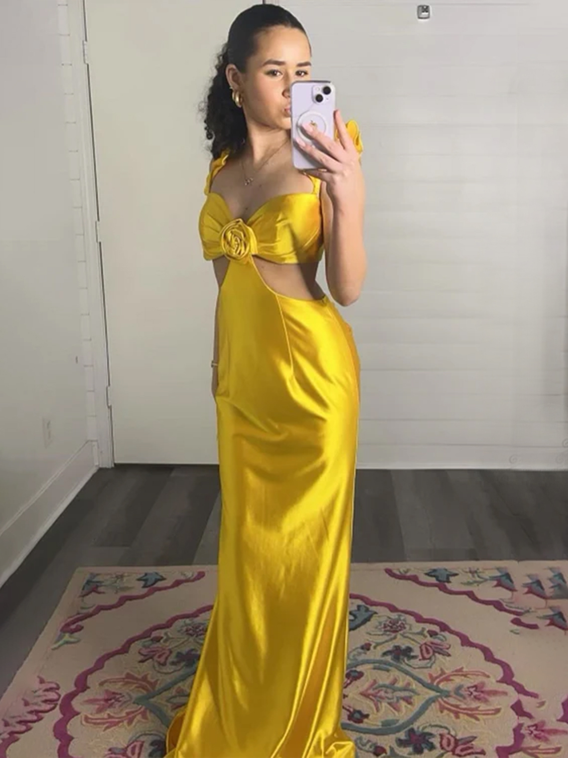 Mermaid/Trumpet Satin Flutter Sleeve Cutout Floor Length Evening Dress