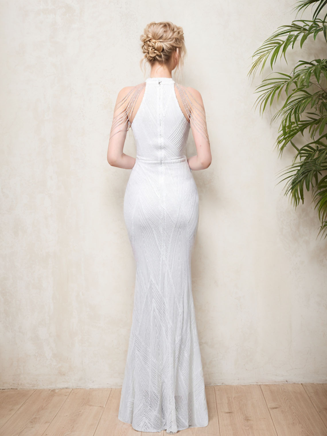 Mermaid Sequined Halter Neck Sleeveless Floor Length Prom Dress