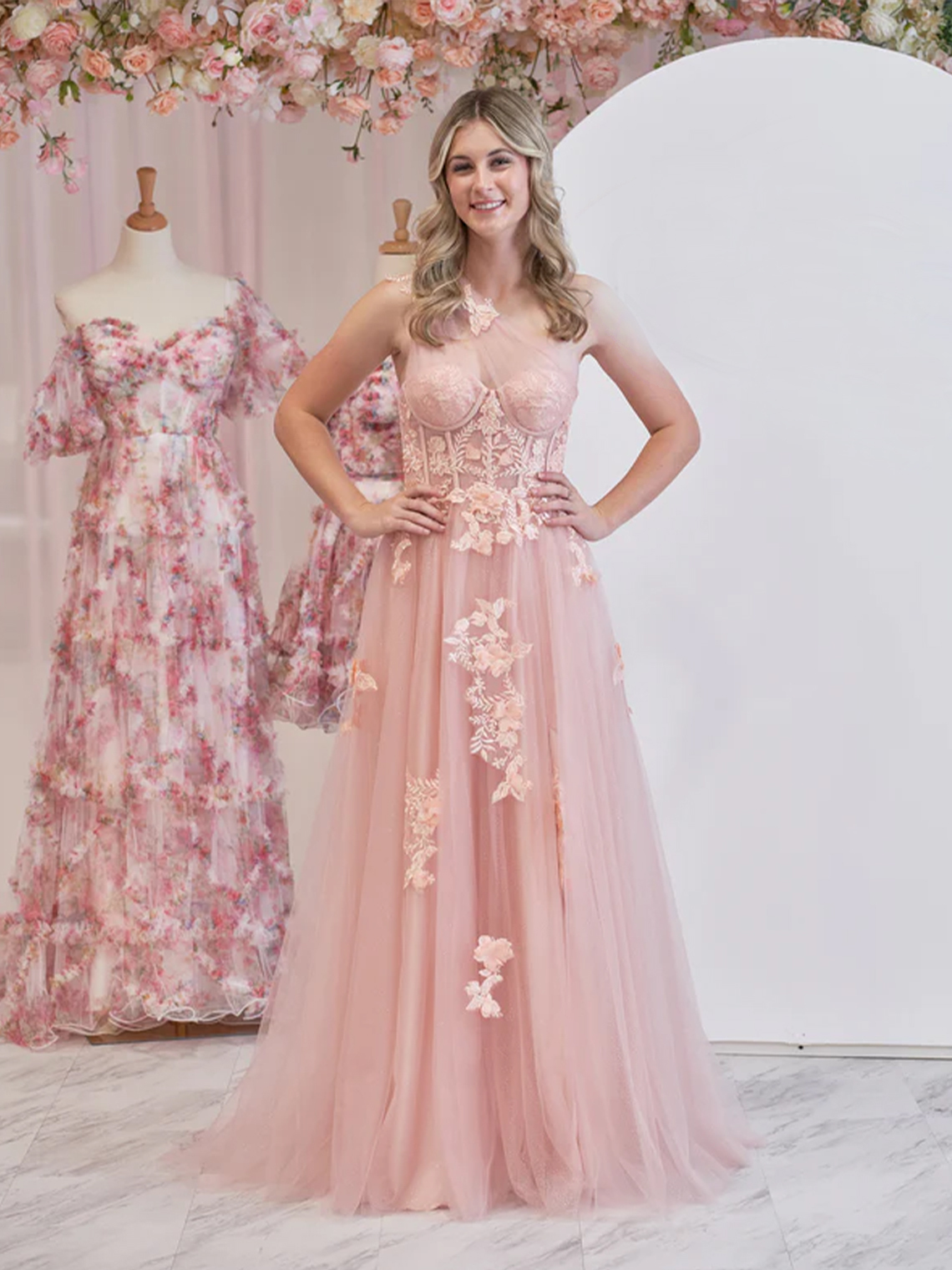 A Line Tulle One Shoulder Long Sleeveless with Appliques Prom Dress
