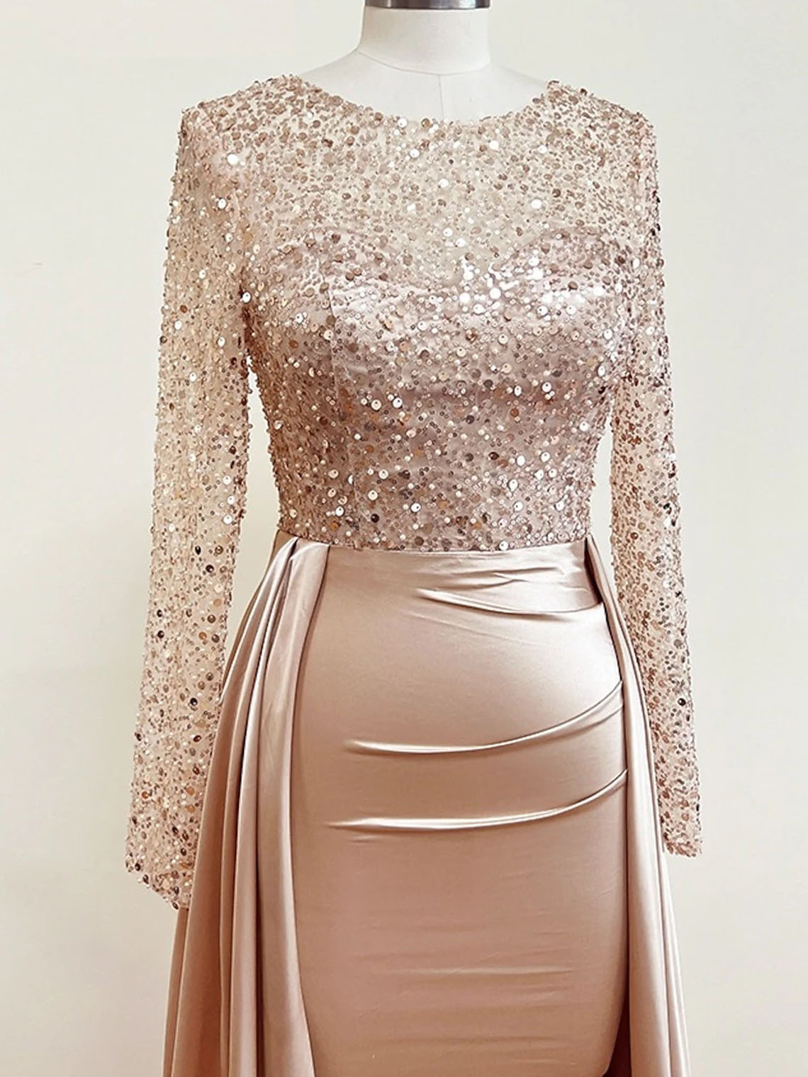 Mermaid Sequin Satin Long Sleeves with Pearls Long Evening Dress