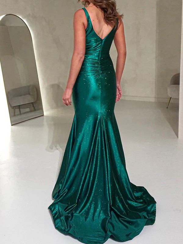 Sheath/Column V-neck Sleeveless Pleated Sweep Train Dress