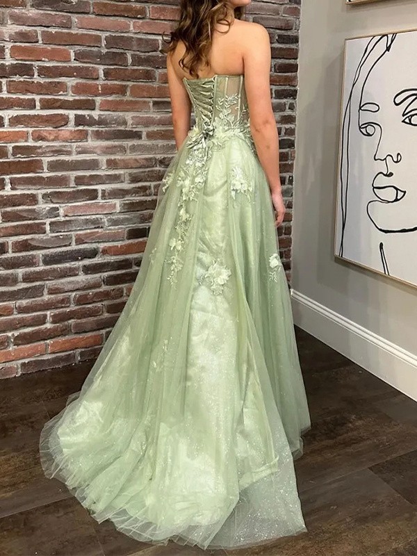 Sweetheart A-line Appliques Lace Sweep Train Tulle Corset Prom Dress