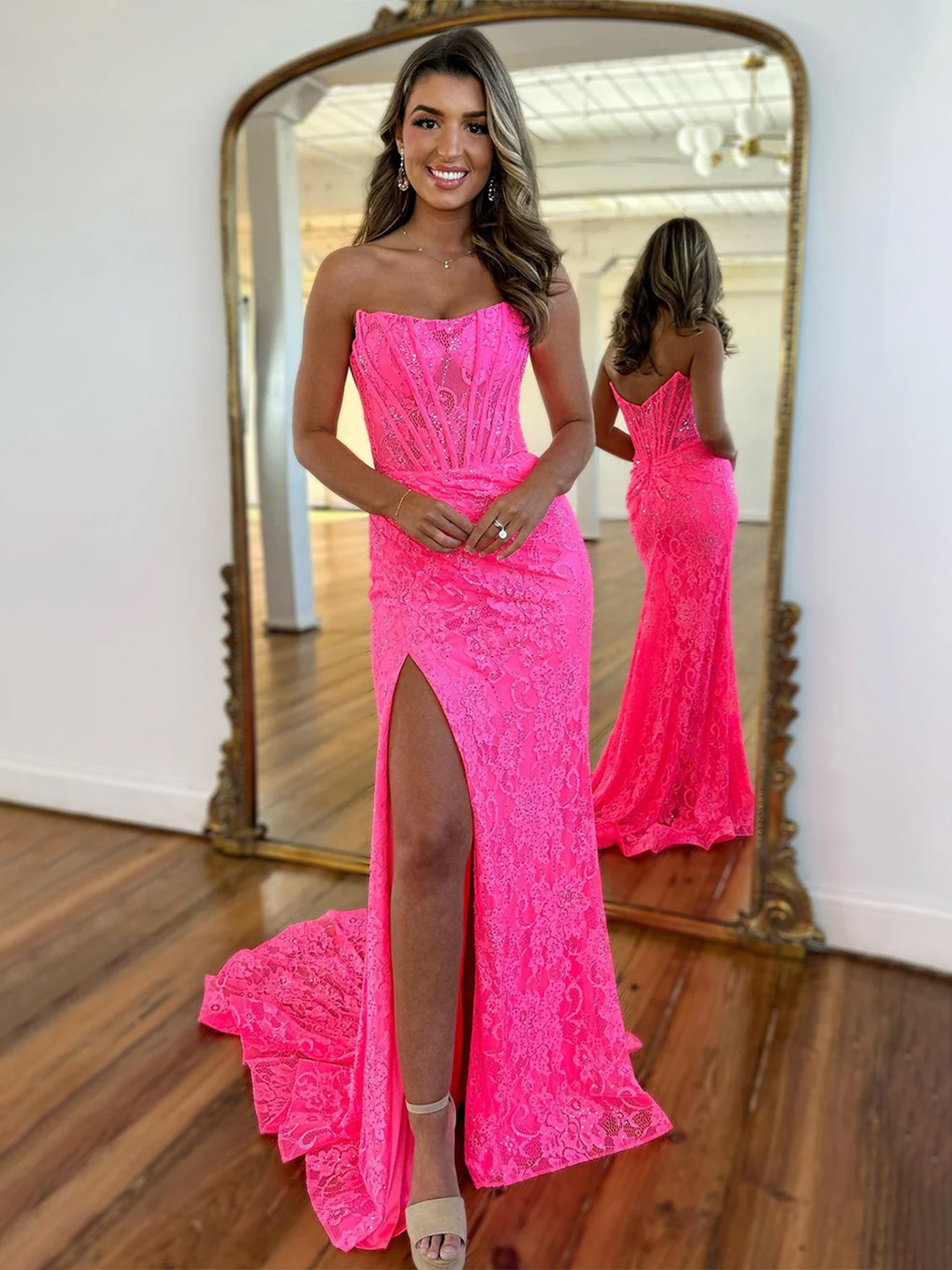 Mermaid/Trumpet Strapless Long Lace Prom Dress Beaded With Split