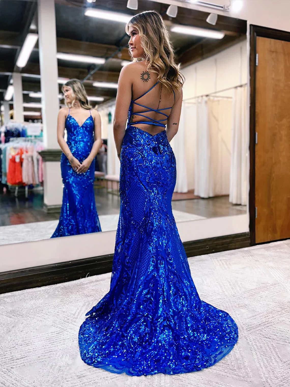 Sexy Mermaid Lace V Neck Sleeveless Lace Up Long Prom Dress