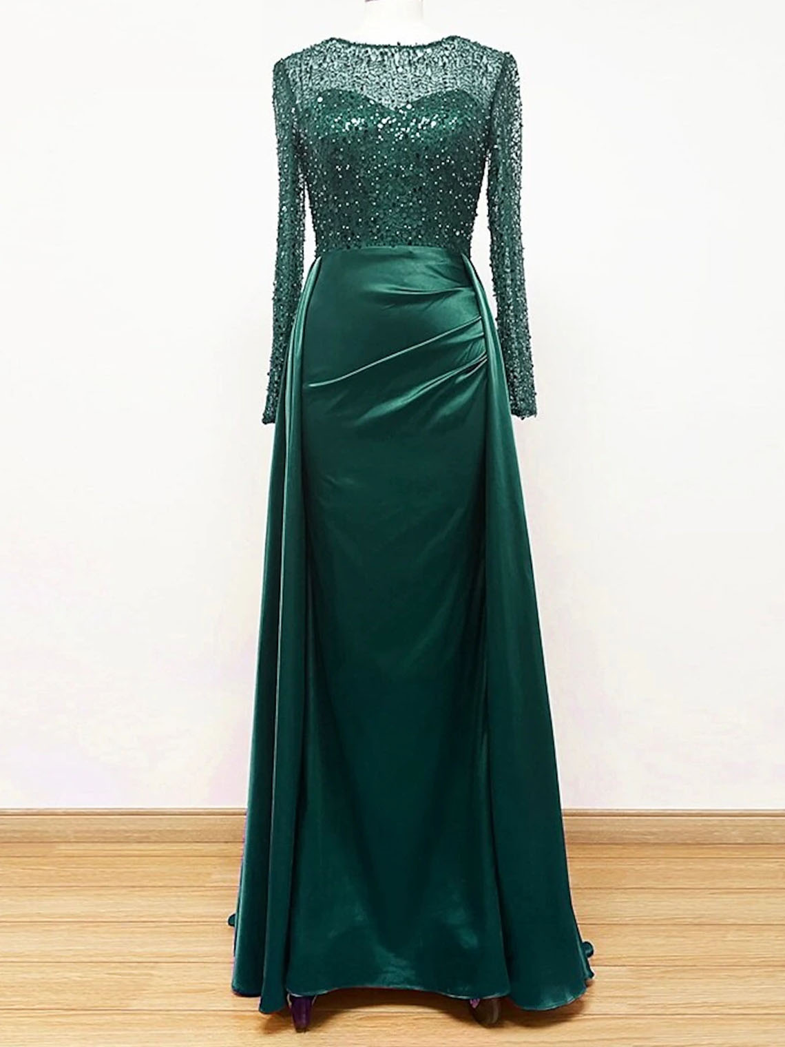 Mermaid Sequin Satin Long Sleeves with Pearls Long Evening Dress