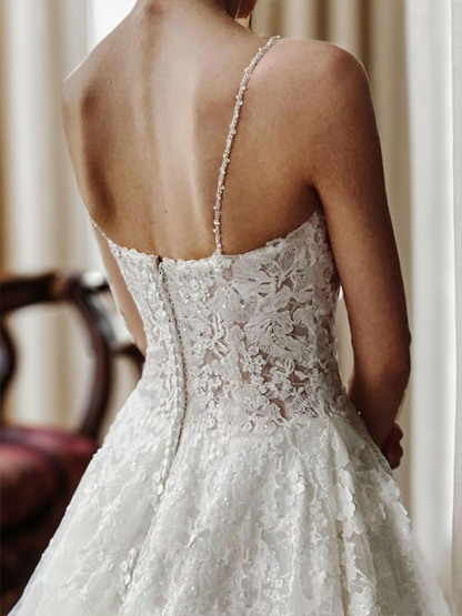 Dresses Elegant A line V Neck Tulle Court Train With Appliques Wedding Dresseseses