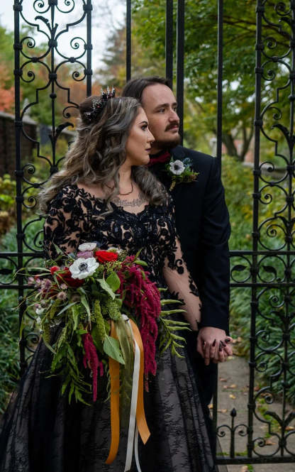 Modern Gothic Boho Lace Black Wedding Dresses Vintage Unique A-Line Long Sleeve with Court Train