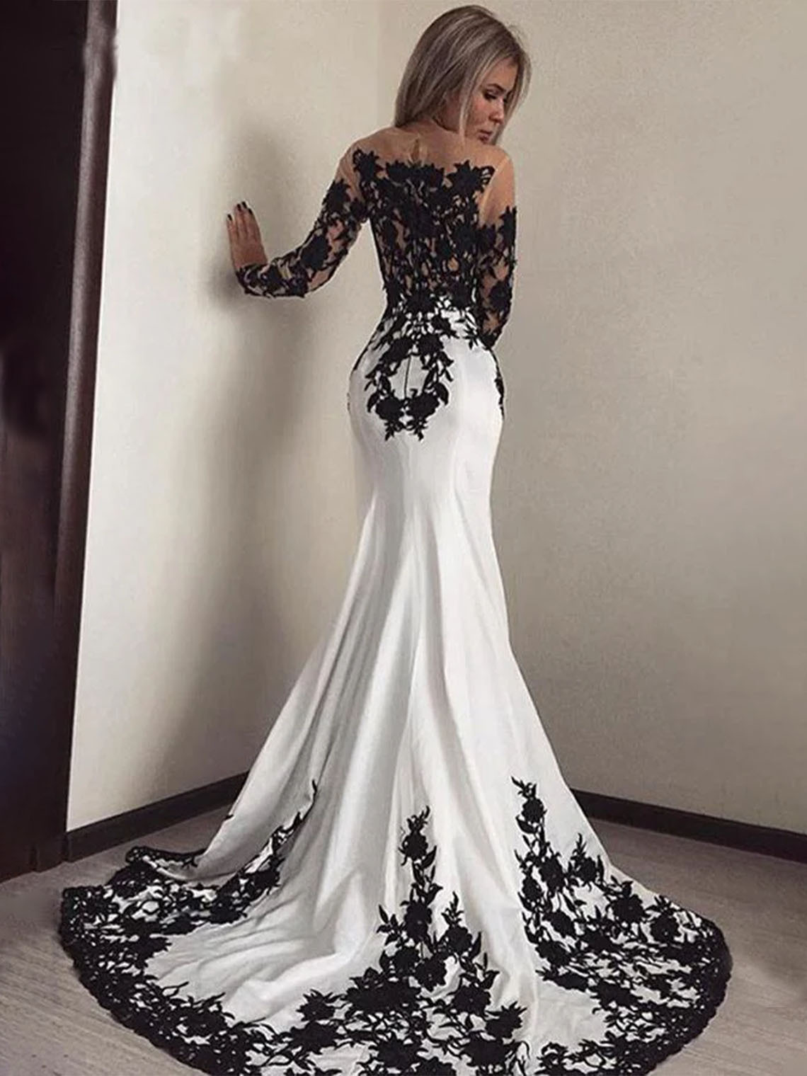 Mermaid Satin White Black Lace Long Sleeves With Appliques Prom Dress