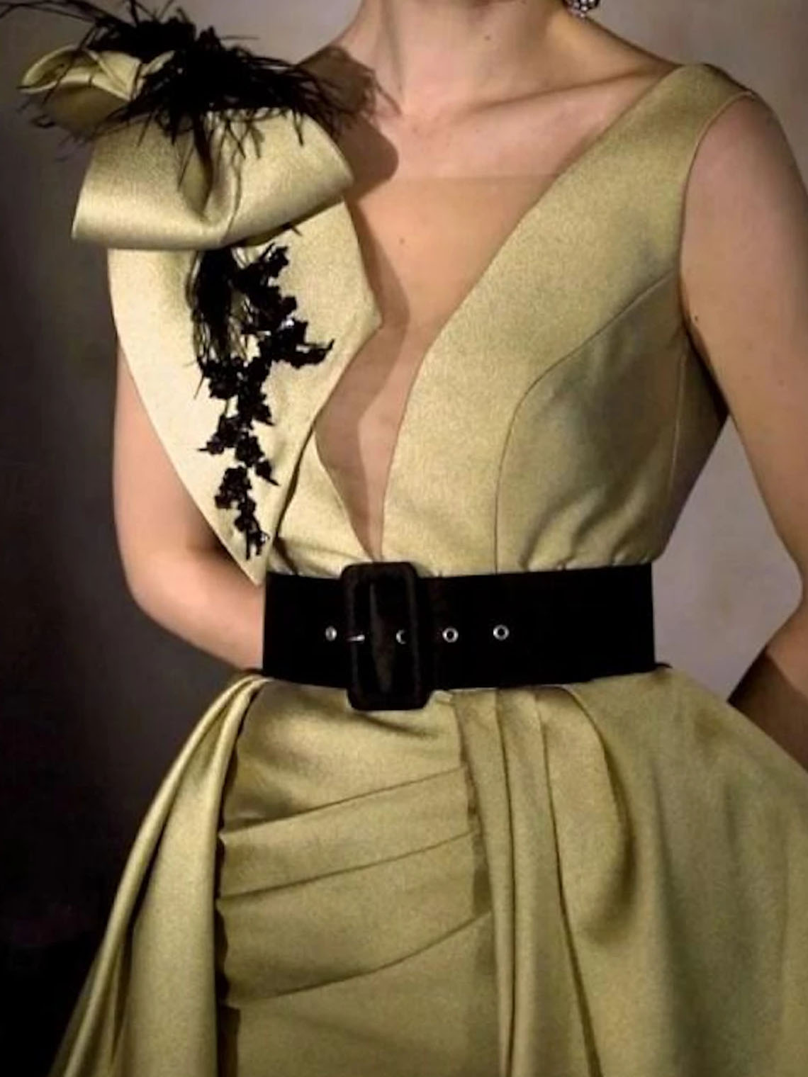 Gold A Line Satin V Neck Floor Length with Bow(s) Appliques Prom Dress