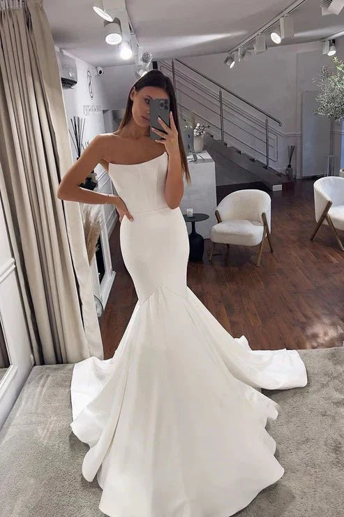 Simple Mermaid Strapless Satin Wedding Dresses