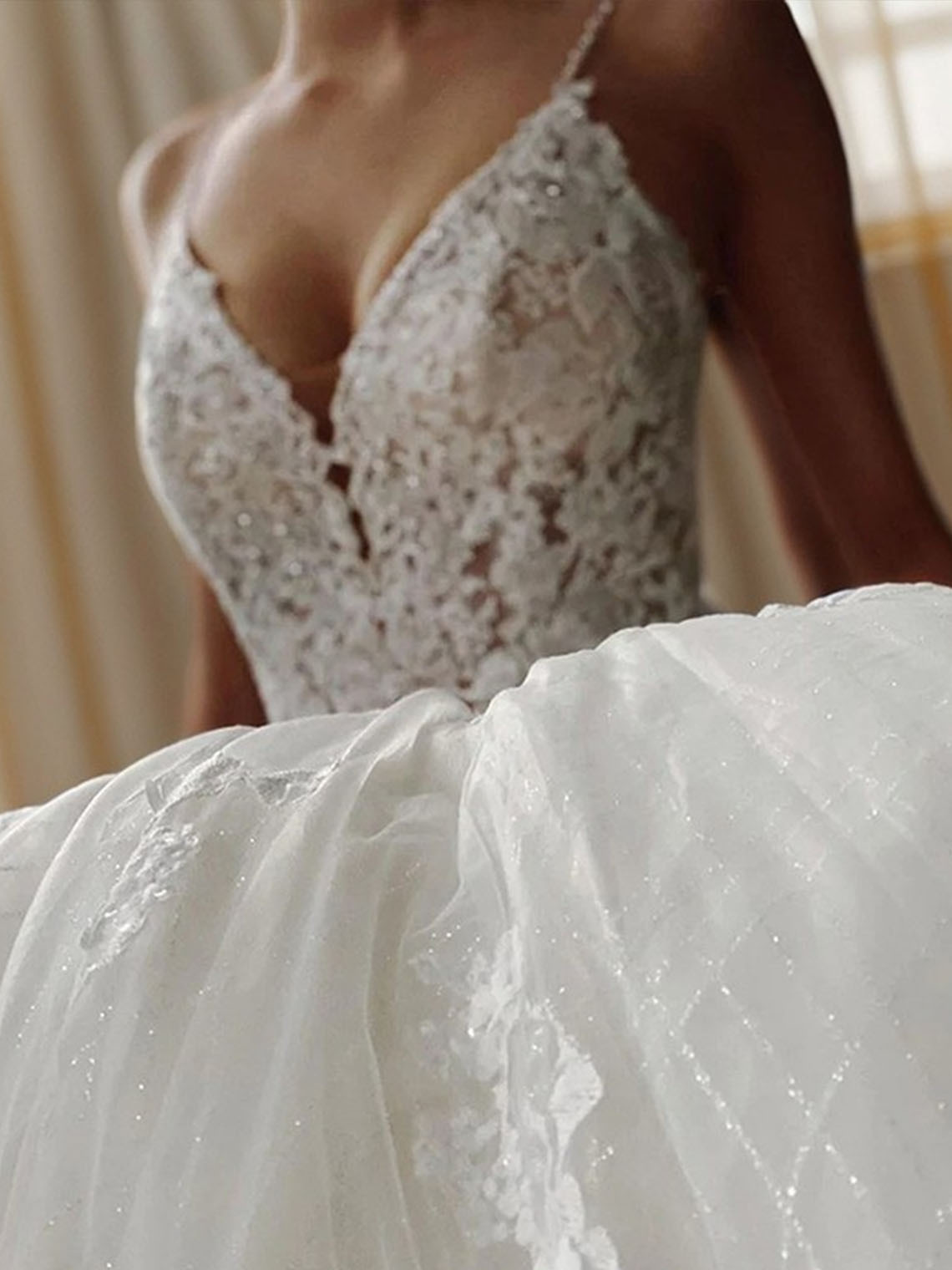 Elegant A line V Neck Tulle Court Train With Appliques Wedding Dress