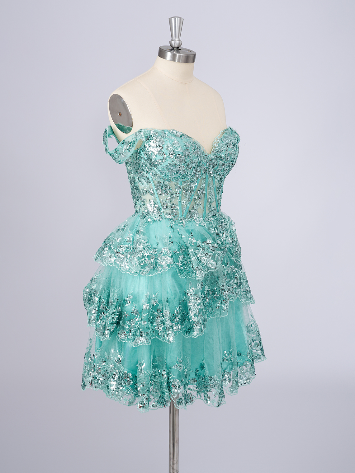 A-Line Tulle Strapless With Appliques Short Homecoming Dress