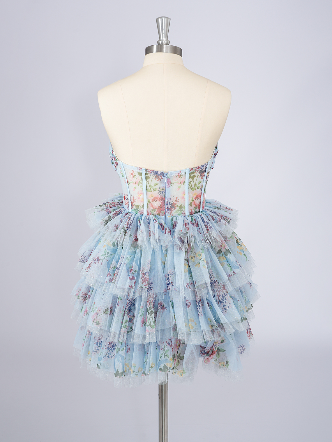 Blue A-Line Tulle Strapless With Tiered Short Homecoming Dress ﻿