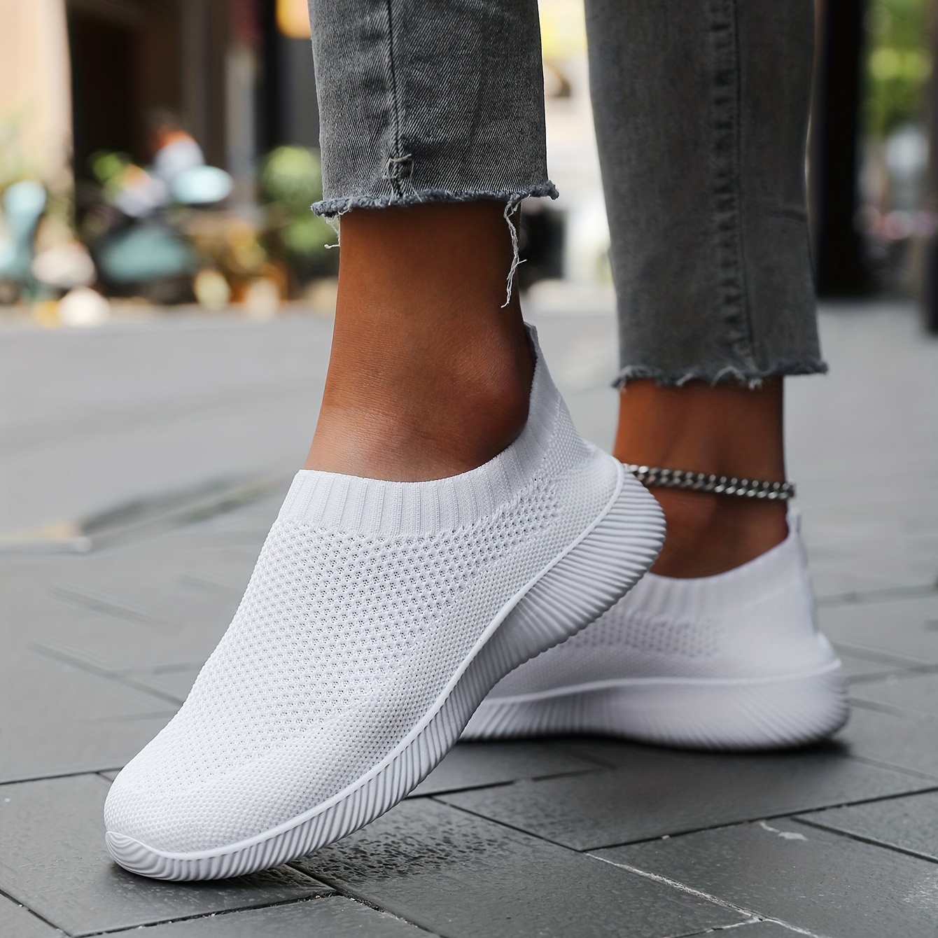 womens solid color flying woven sneakers casual breathable slip on outdoor shoes lightweight low top running shoes details 3
